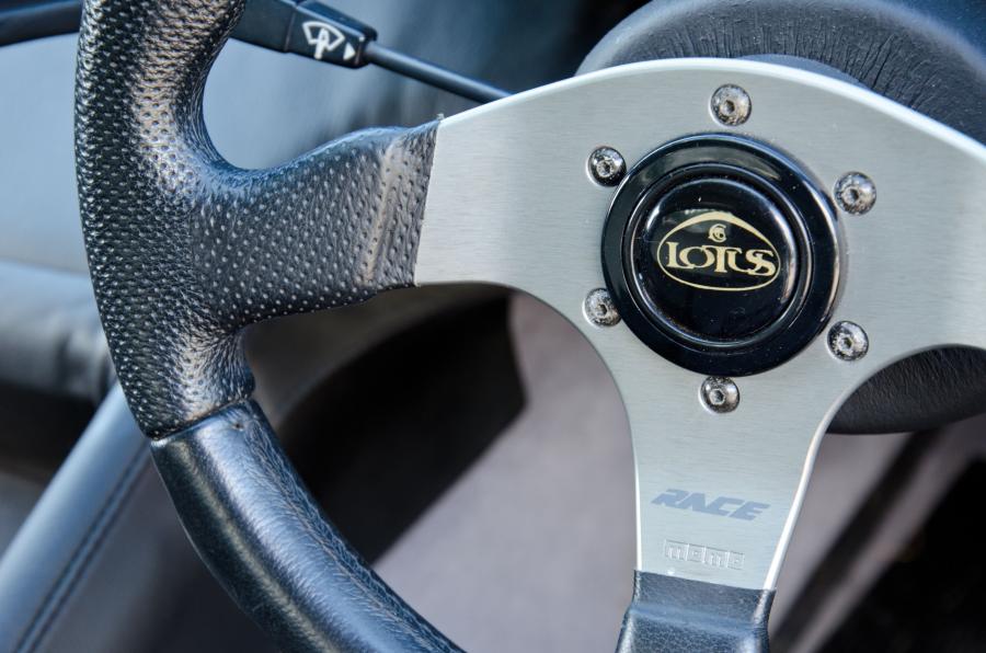 Lotus Esprit Series I 1978 года  (фото 8 из 13)